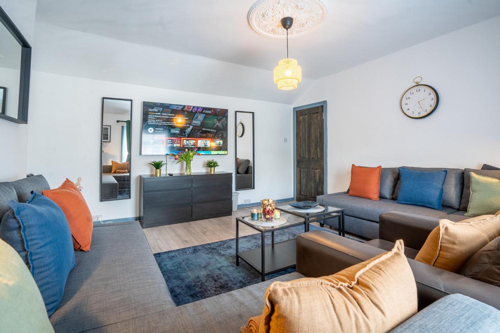 Apartment Spacious 2br Maisonette 2 Baths Huge Lounge